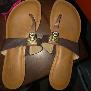 MK SANDALS (size 7)